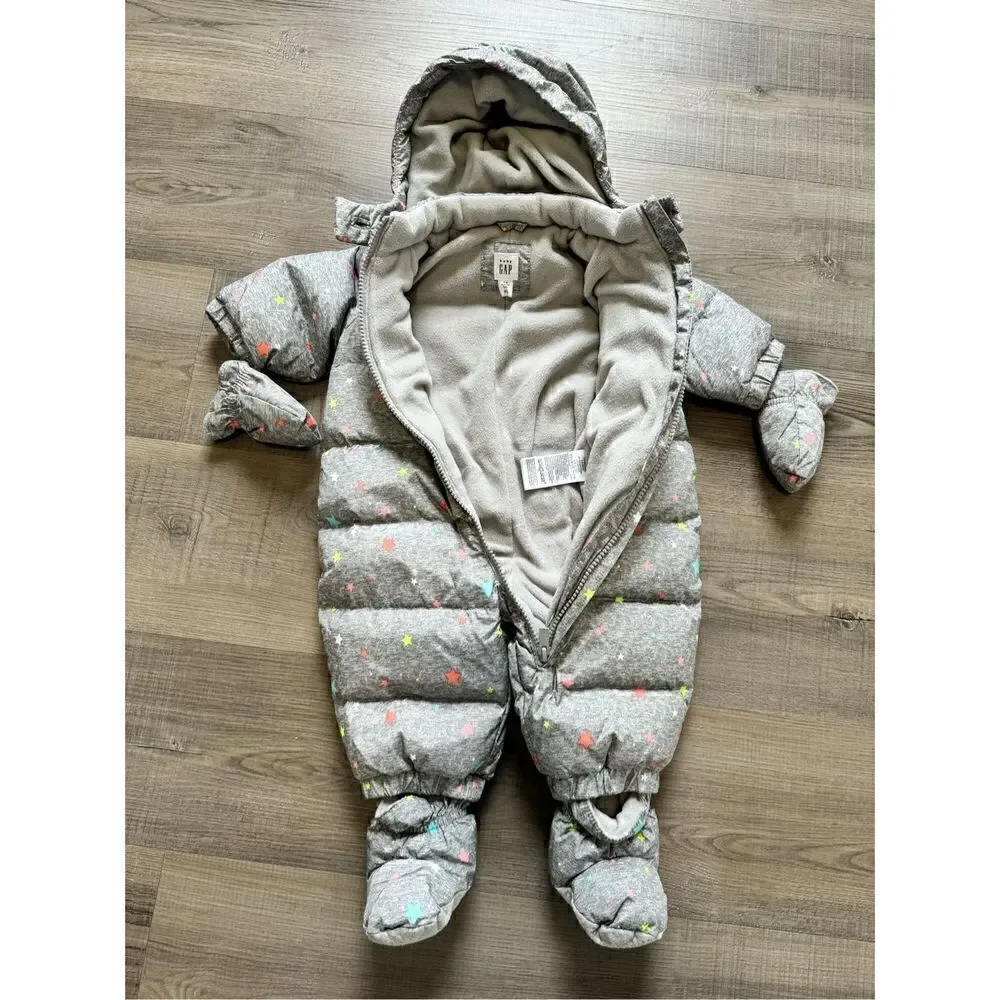 Baby Gap Unisex 0-6MO One Piece Footie Fleece Lined Grey Star Outfit